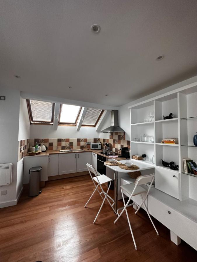 Studio Flat In The Heart Of Hampstead, Лондон Екстер'єр фото